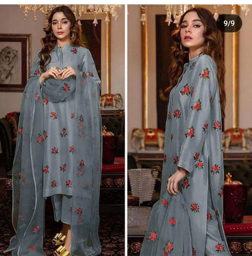 Summer Embroidered 3-piece  grey